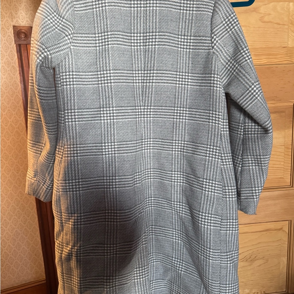 Abercrombie & Fitch Gray Houndstooth Coat - Picture 3 of 3